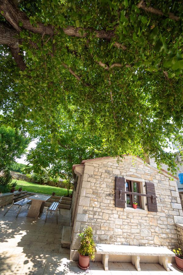 Apartments Mirjana 1655 Kanfanar Εξωτερικό φωτογραφία