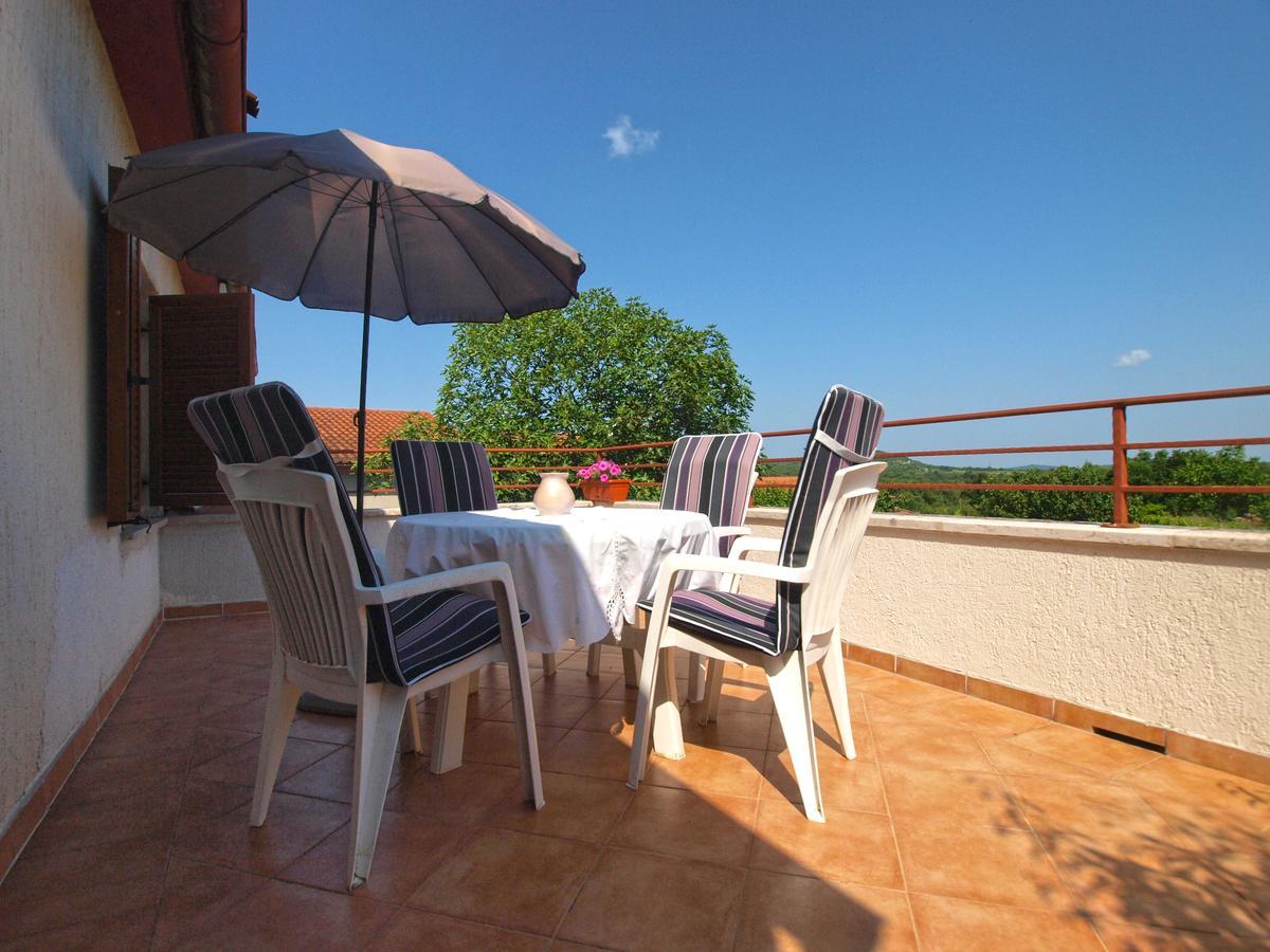 Apartments Mirjana 1655 Kanfanar Εξωτερικό φωτογραφία