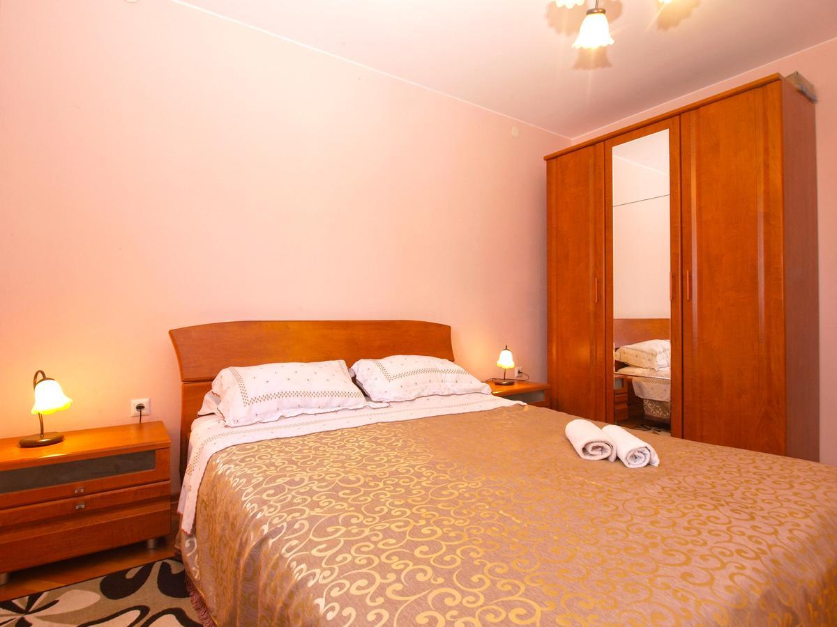 Apartments Mirjana 1655 Kanfanar Εξωτερικό φωτογραφία